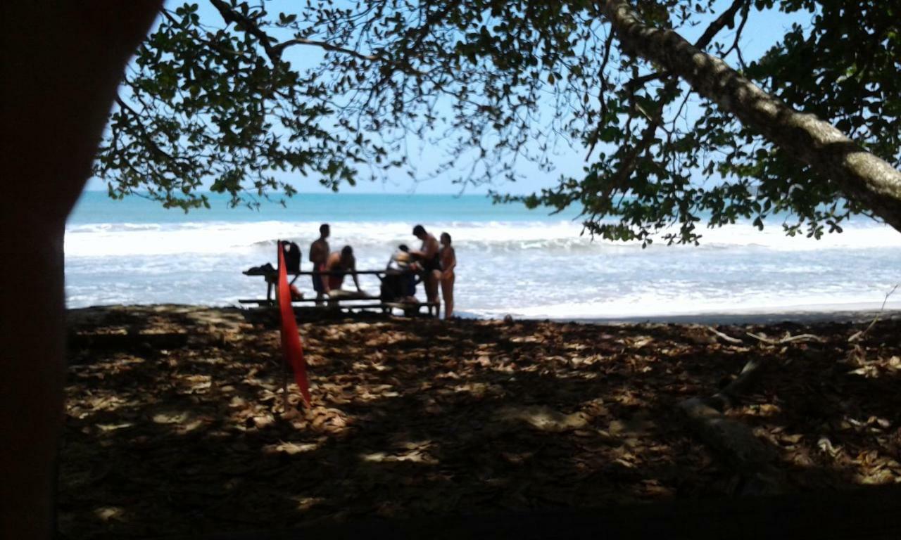 Hotel Casa Conley Del Mar Puerto Viejo de Talamanca Eksteriør bilde